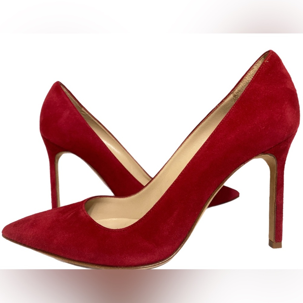 Manolo Blahnik pumps